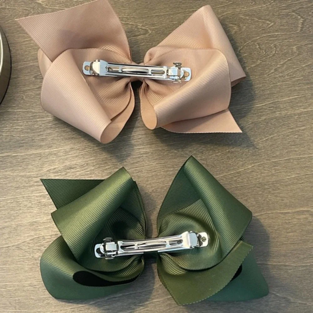 Unknown set ribbon